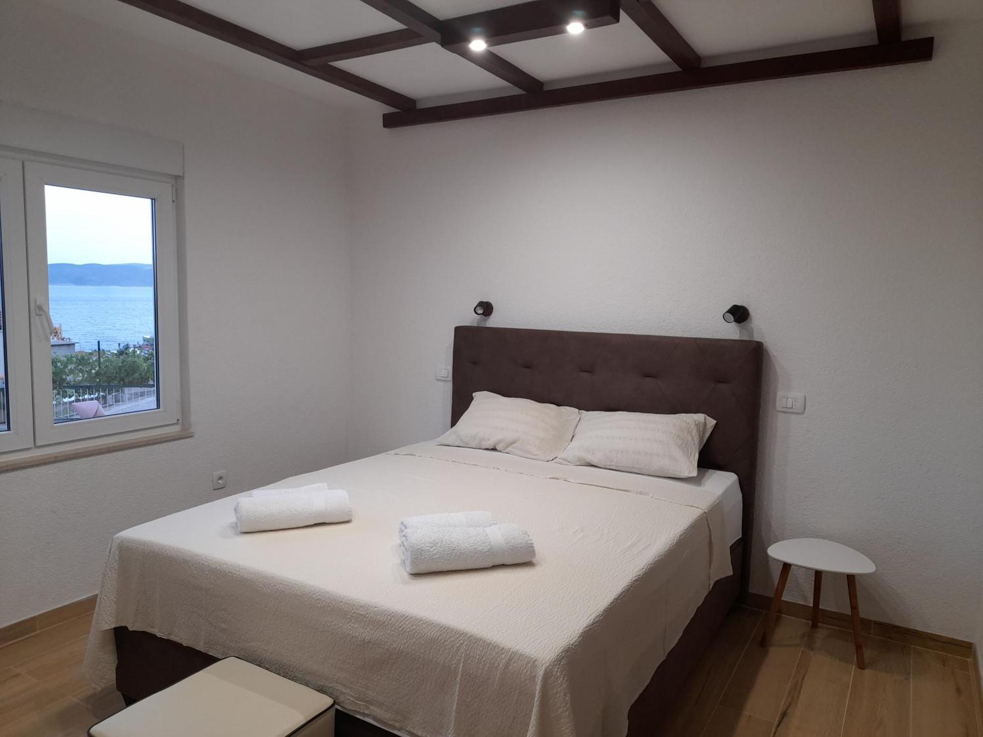 Malou Apartment