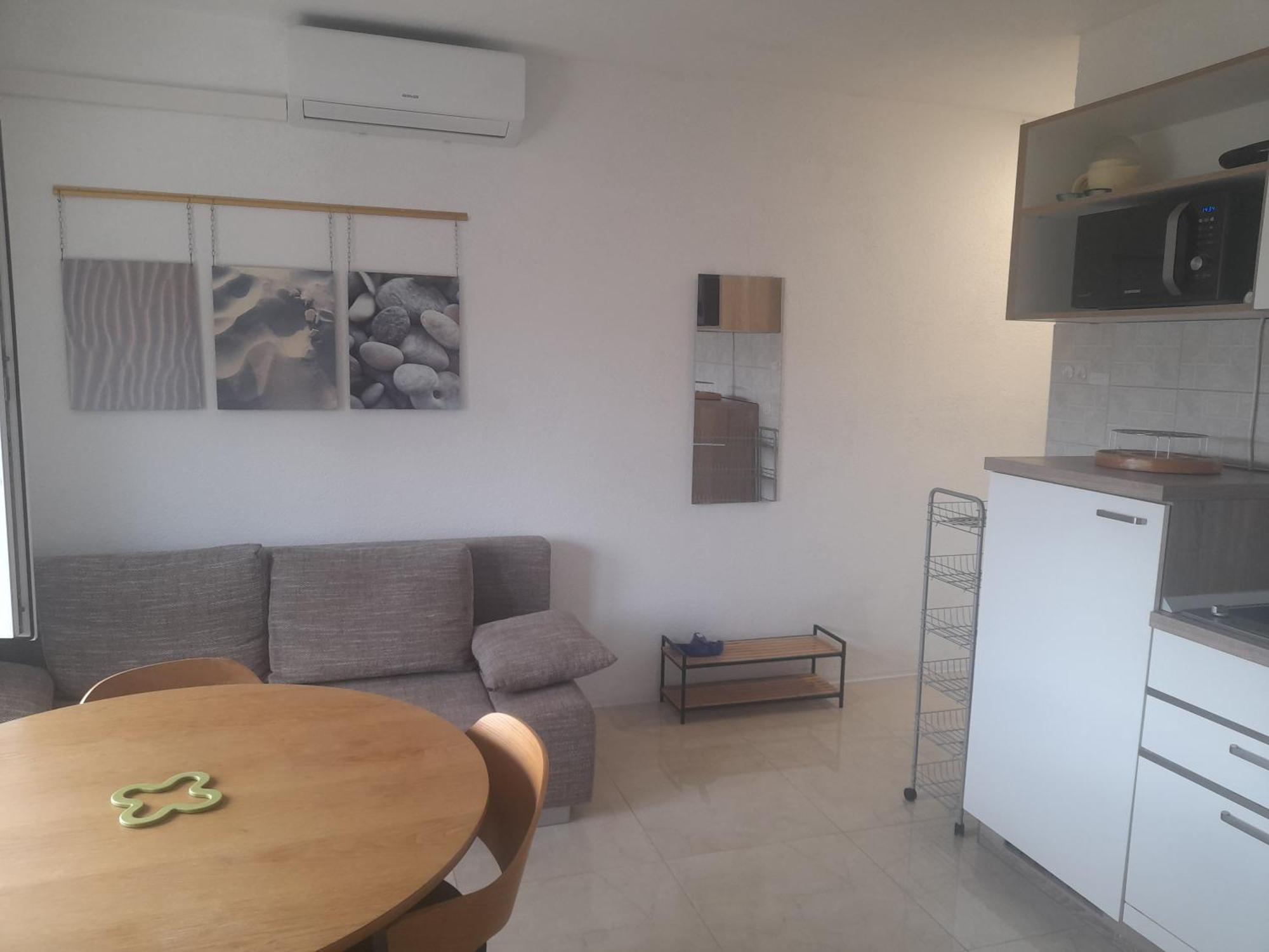 Malou Apartment